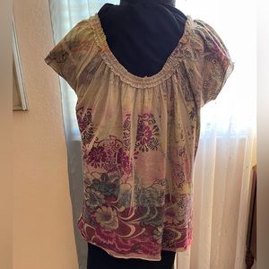 Jessica Max elastic scoop neck top. Size S. Tan and purple.